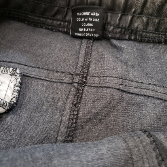 Ring of Fire Black Trench Jogger Pants Size S - Picture 6 of 7